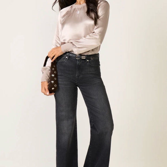 LA Made City Satin Long Sleeve top - Picture 2 of 9